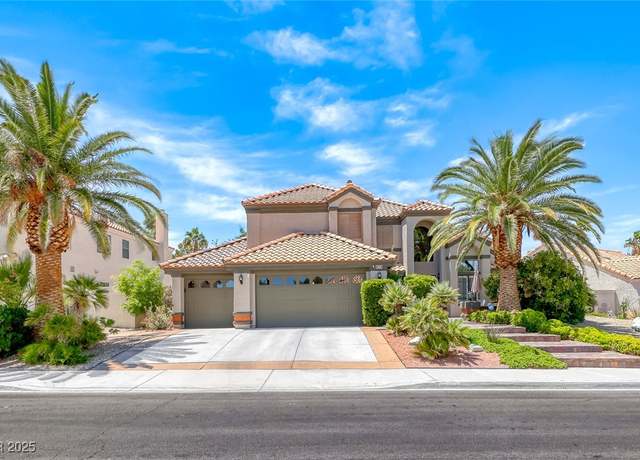 Property at 364 Clark Dr, Henderson, NV 89074, 5 beds, 3.5 baths