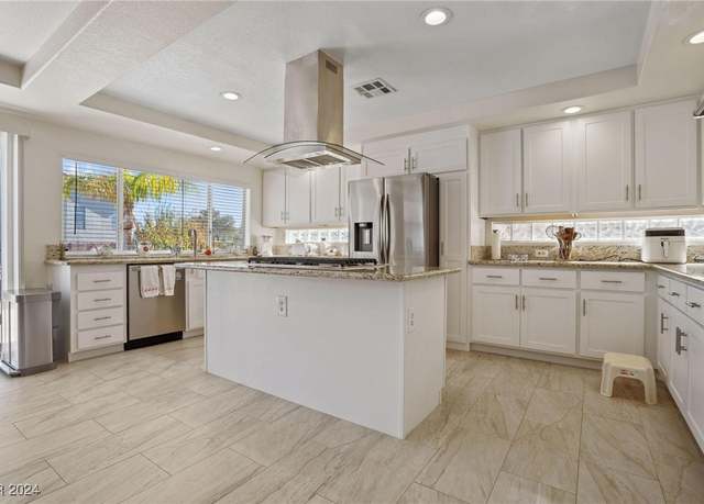 Property at 4416 Lilac Glen Dr, Las Vegas, NV 89129, 6 beds, 3 baths