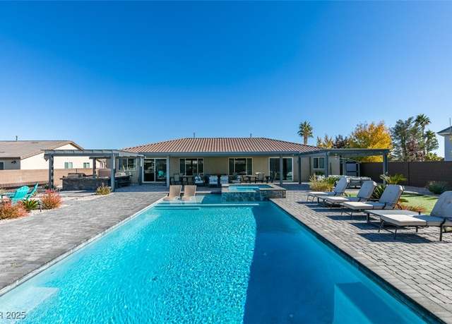 Property at 8637 Home Gate Ct, Las Vegas, NV 89113, 6 beds, 4 baths