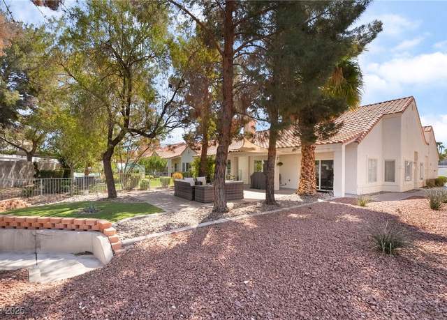 Property at 2246 Cassatt Dr, Henderson, NV 89074, 2 beds, 2.5 baths