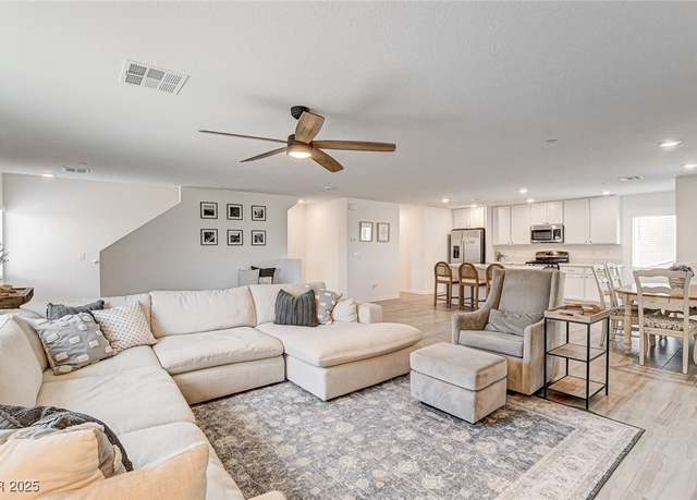 Property at 3546 Reserve Ct, Las Vegas, NV 89129, 4 beds, 3.5 baths