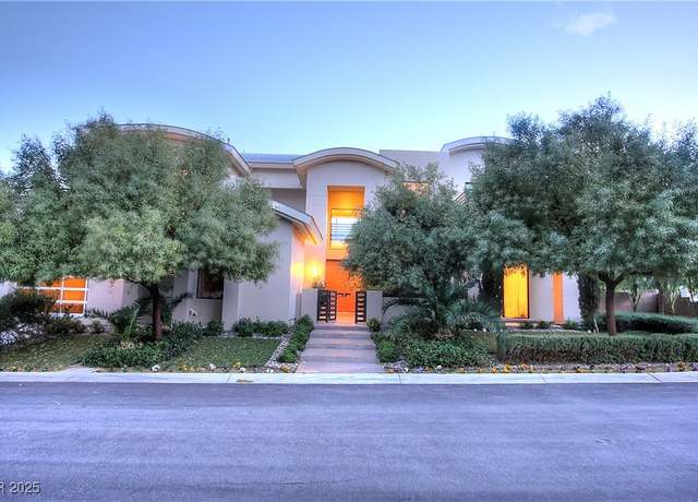 Property at 7521 Yonie Ct, Las Vegas, NV 89117, 5 beds, 5.5 baths