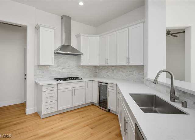 Property at 2265 Lauren Dr, Las Vegas, NV 89134, 3 beds, 2 baths