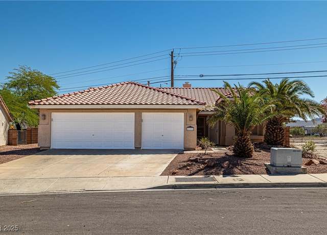Property at 688 Arrowhead Canyon Dr, Henderson, NV 89002, 4 beds, 2 baths
