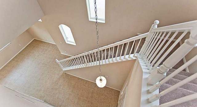 Photo of 616 Summit Valley Ln, Henderson, NV 89011