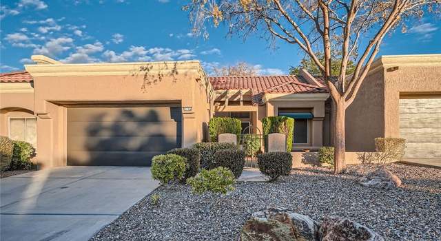 Photo of 2736 Desert Crystal Dr, Las Vegas, NV 89134