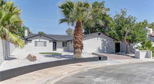 Photo of 1901 Farnam Pl, Las Vegas, NV 89102