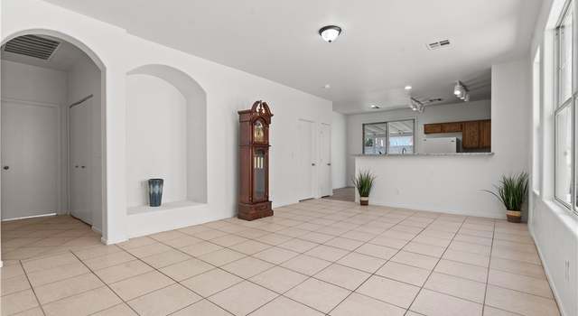 Photo of 2633 Chin Cactus Ct, Las Vegas, NV 89106