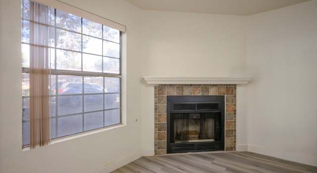 Photo of 567 Kristin Ln, Henderson, NV 89011