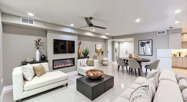 Photo of 205 E Harmon Ave #1007, Las Vegas, NV 89169