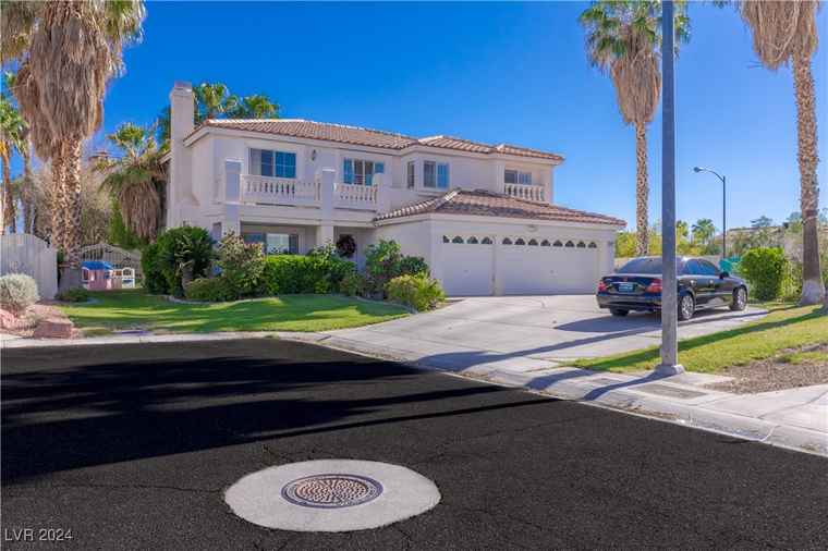 Photo of 1819 Wild Indigo Ct Las Vegas, NV 89123