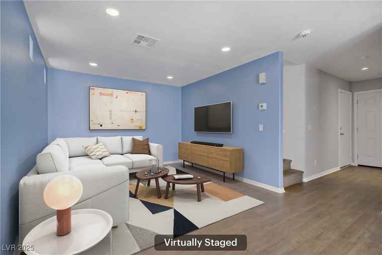 Photo of 9932 Keephills St Las Vegas, NV 89183