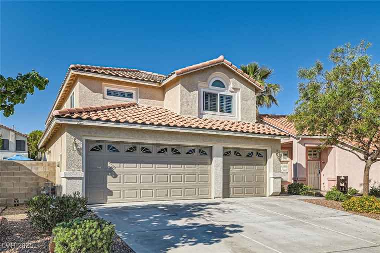 Photo of 697 Gull Point Ave Las Vegas, NV 89123