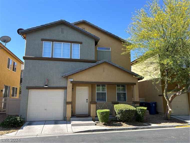 Photo of 9471 Wooded Heights Ave Las Vegas, NV 89148