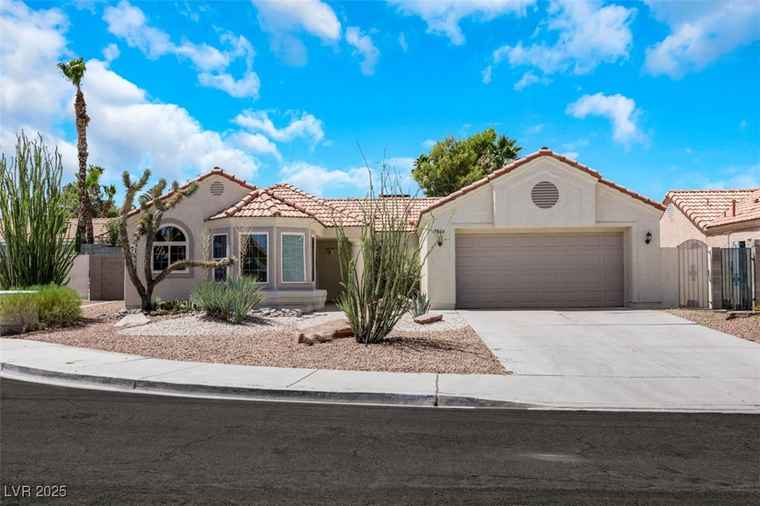 Photo of 2860 Misty Ct Henderson, NV 89074