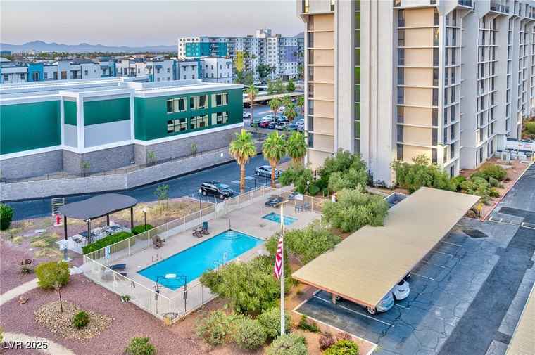 Photo of 3930 University Center Dr #603 Las Vegas, NV 89119