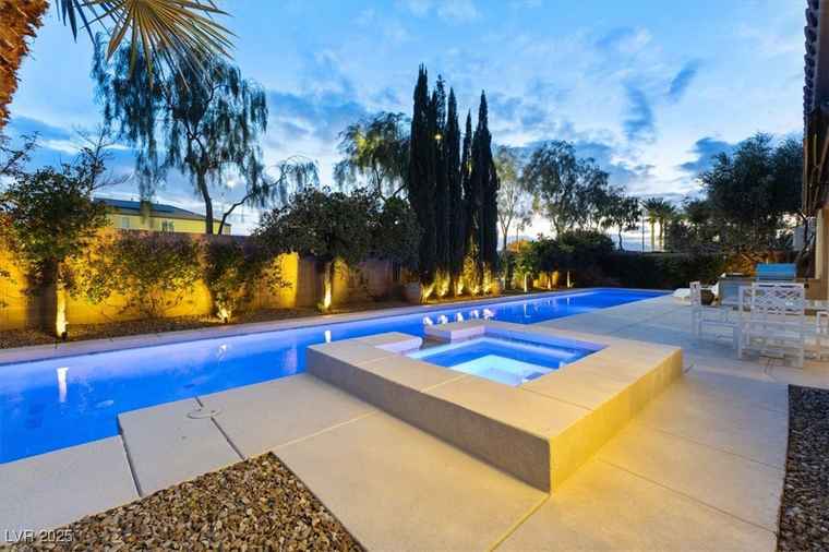 Photo of 7307 Iron Oak Ave Las Vegas, NV 89113