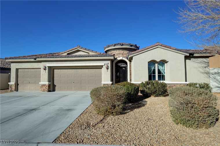Photo of 2558 Sparrow Way Pahrump, NV 89048