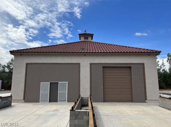 8227 Fairfield Ave, Las Vegas, NV 89123 | MLS# 2440944 | Redfin