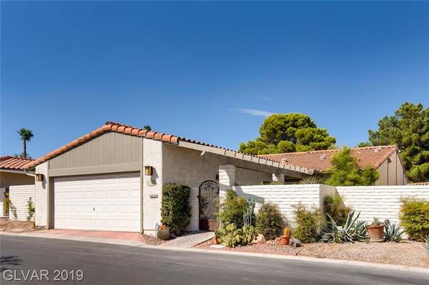 3108 Plaza De Rosa Las Vegas Nv 89102 Mls 2141367 Redfin