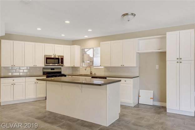 4856 Pancho Villa Dr Las Vegas Nv 89121 3 Beds 1 75 Baths