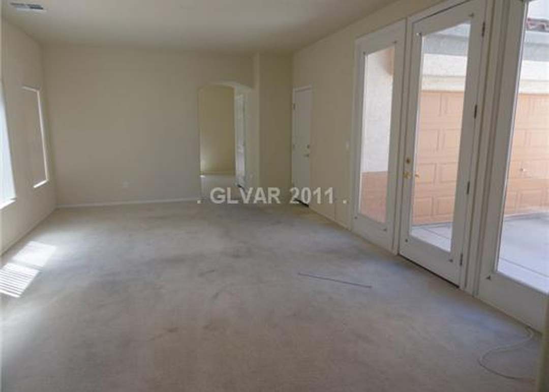 6051 Fidenza Ave, Las Vegas, NV 89141