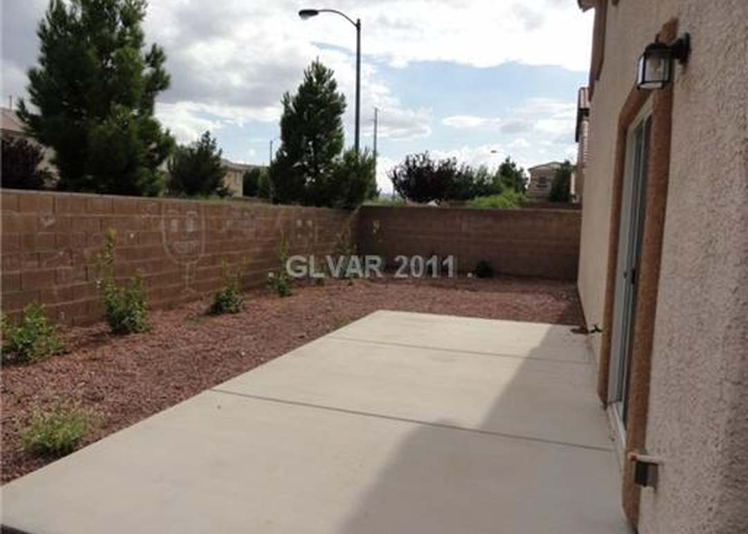 6051 Fidenza Ave, Las Vegas, NV 89141