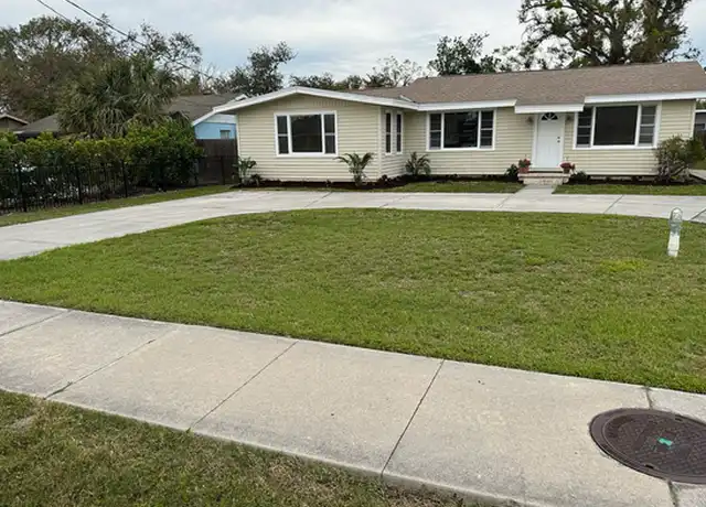 Property at 2211 Phillippi St, Sarasota, FL, 34231, 3 beds, 2 baths, [object Object]
