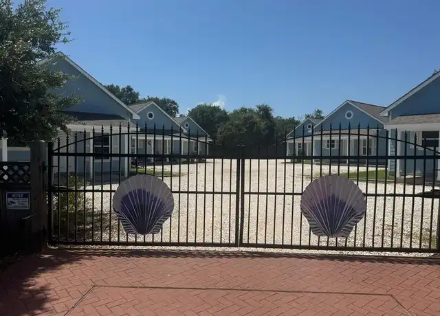 Property at 419 W Concho St, Rockport, TX, 78382, 3 beds, 2 baths, [object Object]