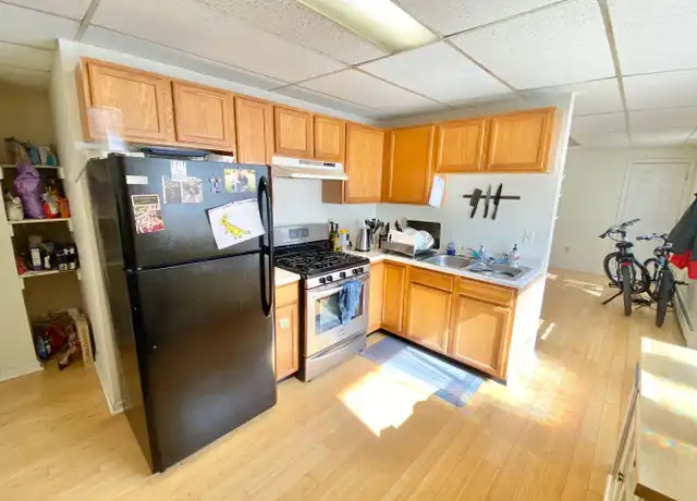 Property at 52 Grant St Unit 61, Burlington, VT, 05401, 3 beds, 1 bath, [object Object]