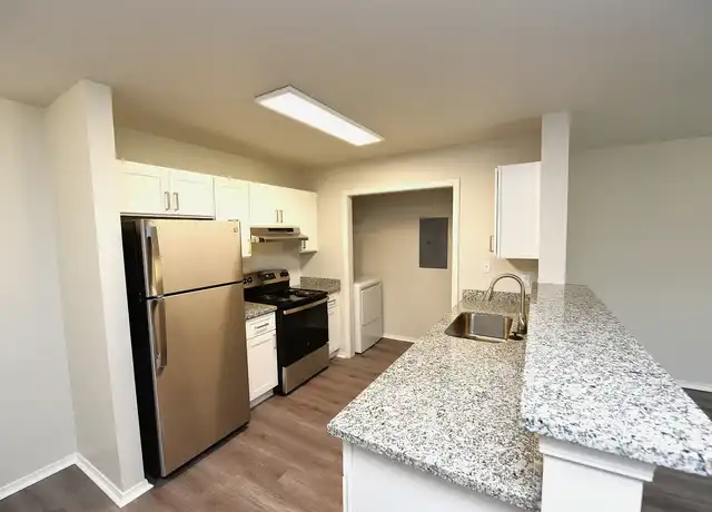 Property at Keystone Crossing Apartment Homes - 1517 Electric Ave, Springdale, AR, 72764, 0-2 beds, 1-2 bath, [object Object]