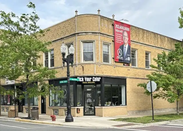 Property at 2121 Irving Park Rd, Chicago, IL, 60618, 3 beds, 1 bath, [object Object]