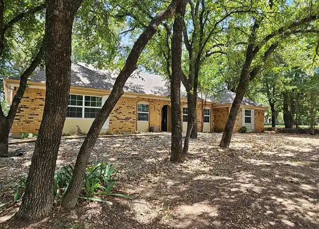Property at 6817 Westover Dr, Granbury, TX, 76049, 3 beds, 2 baths, [object Object]