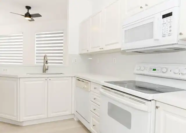 Property at 5580 NW 107th Ave #1209, Doral, FL, 33178, 4 beds, 3 baths, [object Object]