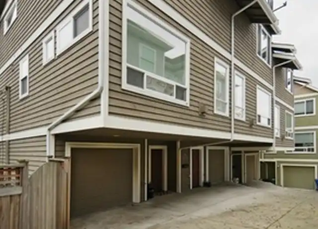 Property at 3622 22nd Ave W, Seattle, WA, 98199, 2 beds, 1.5 baths, [object Object]