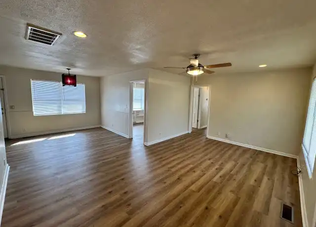 Property at 5028 N Linn Ave, Oklahoma City, OK, 73112, 3 beds, 1.5 baths, [object Object]