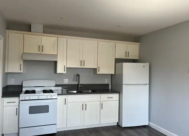 Property at 927 3/4 W 75th St Unit 927 3/4, Los Angeles, CA, 90044, 1 bed, 1 bath, [object Object]
