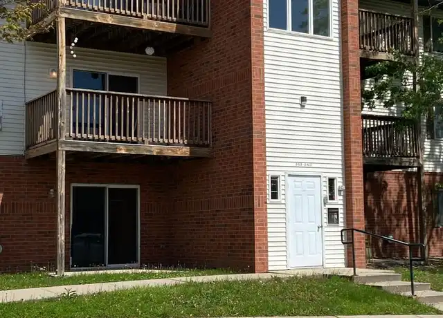 Property at 175 S Scott Blvd, Iowa City, IA, 52245, 2 beds, 1 bath, [object Object]