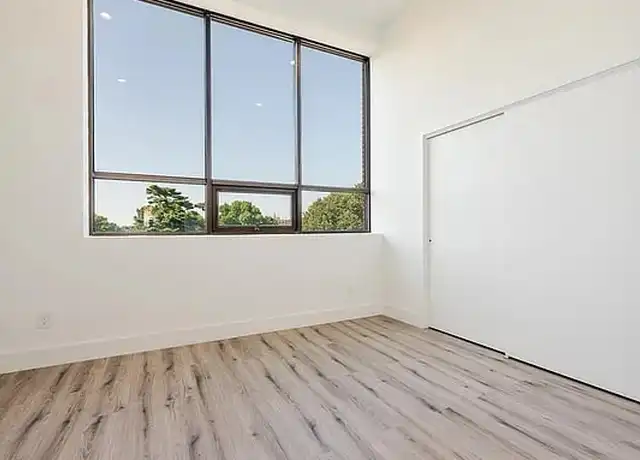 Property at 316 Fulton Ave, Hempstead, NY, 11550, 1 bed, 1 bath, [object Object]