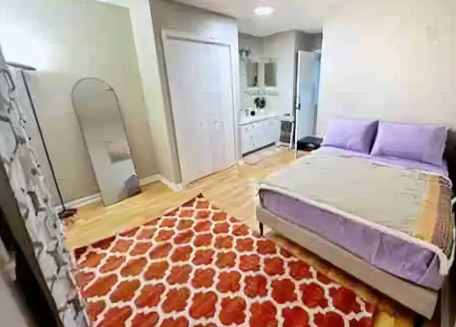 Property at 135 Kingsbury Dr, Chapel Hill, NC, 27514, 1 bed, 1.5 baths, [object Object]