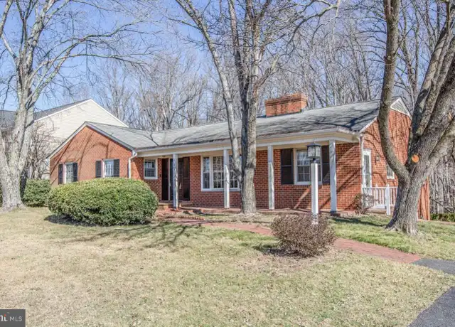 Property at 124 Deacon Rd, Fredericksburg, VA, 22405, 3 beds, 2.5 baths, [object Object]
