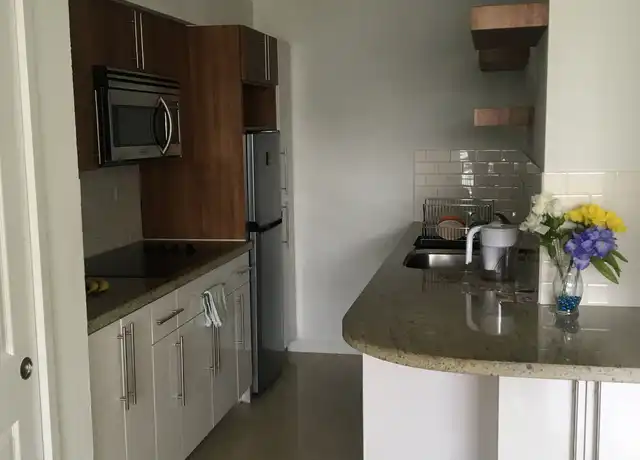 Property at 1500 Bay Rd Unit 9, Miami Beach, FL, 33139, 0 beds, 1 bath, [object Object]