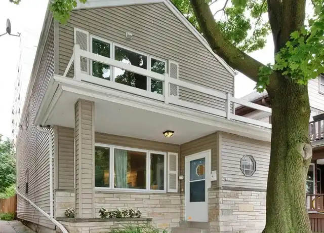 Property at 1820 N Oakland Ave, Milwaukee, WI, 53202, 3 beds, 1.5 baths, [object Object]
