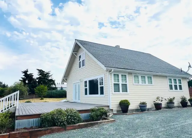 Property at 12515 Persons Rd, Bow, WA, 98232, 3 beds, 2 baths, [object Object]