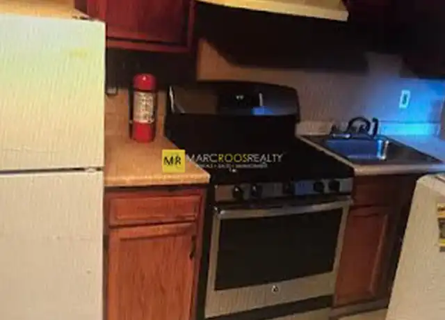 Property at 102 Hammond St Unit 1, Boston, MA, 02120, 3 beds, 1 bath, [object Object]