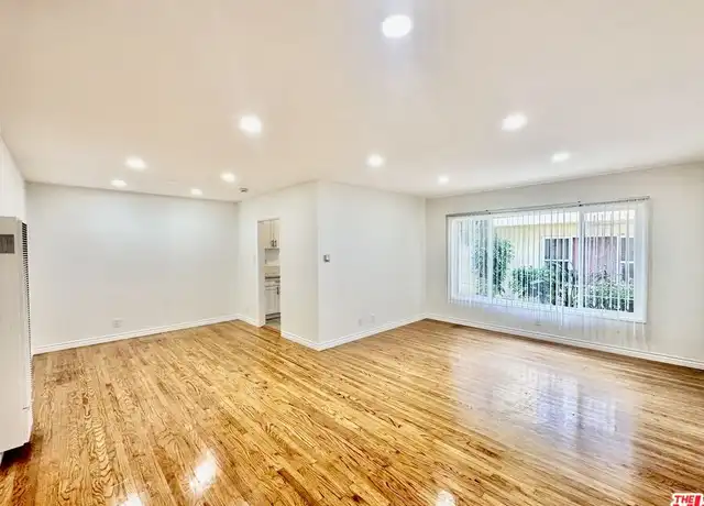 Property at 1108 S Sherbourne Dr Unit 1, Los Angeles, CA, 90035, 1 bed, 1 bath, [object Object]
