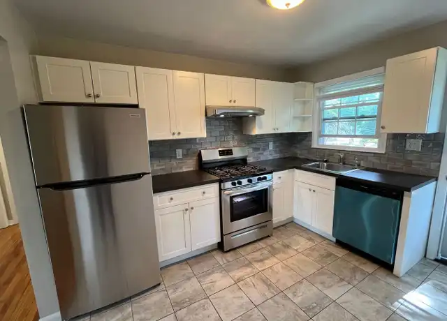 Property at 32 Audubon Ave Unit 36, Edison, NJ, 08817, 3 beds, 1 bath, [object Object]