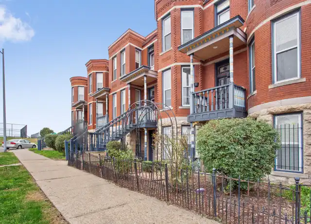 Property at 923 E 34th St Unit 19C, Kansas City, MO, 64109, 1 bed, 1 bath, [object Object]