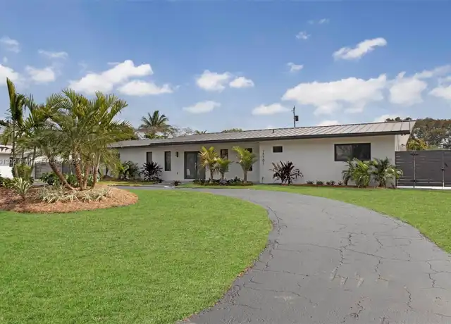 Property at 17701 SW 92nd Ct Unit 17701, Palmetto Bay, FL, 33157, 3 beds, 3 baths, [object Object]