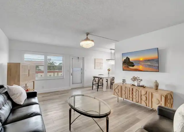 Property at 239 Brighton F, Boca Raton, FL, 33434, 2 beds, 1.5 baths, [object Object]